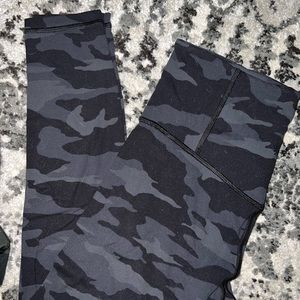Athleta Leggings Camo size S